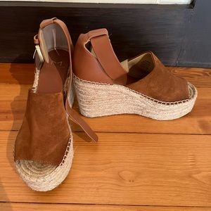 Marc Fisher wedges!